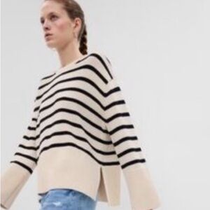 GAP Cream and Black Crewneck Striped Sweater